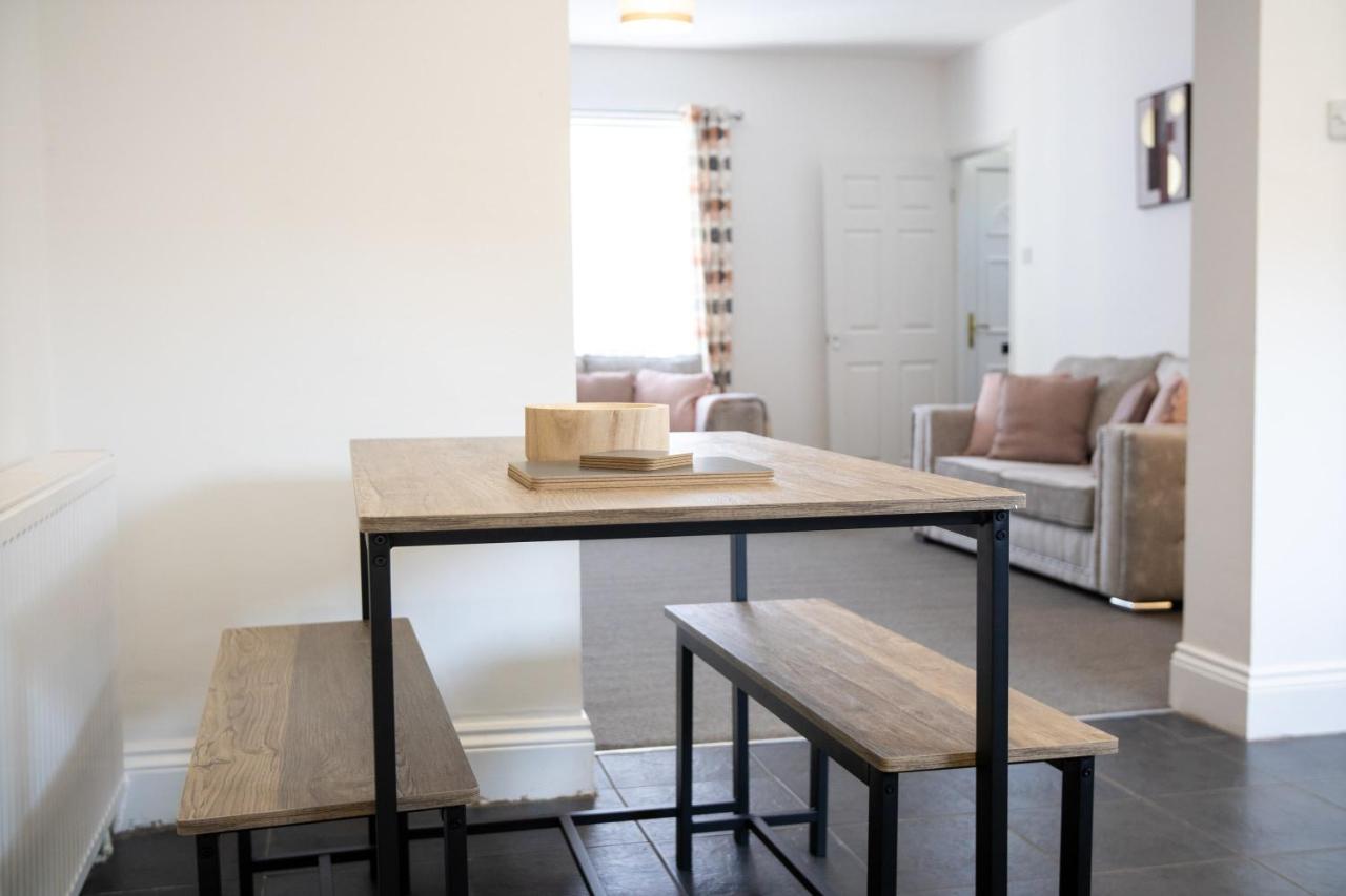 Elegantly 2-Bedroom In Ashington, Sleeps 3 آشينجتون المظهر الخارجي الصورة